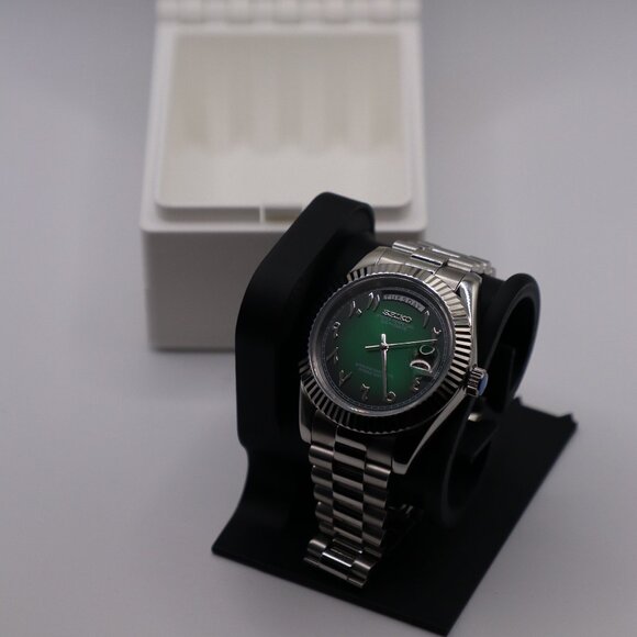 40mm Day-Date Seiko Mod – Green Dial | Stainless Steel | Automatic | Exhibition - Picture 2 of 7